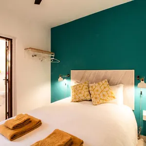 2* Affittacamere Quinta Do Paraiso - Bed&shower